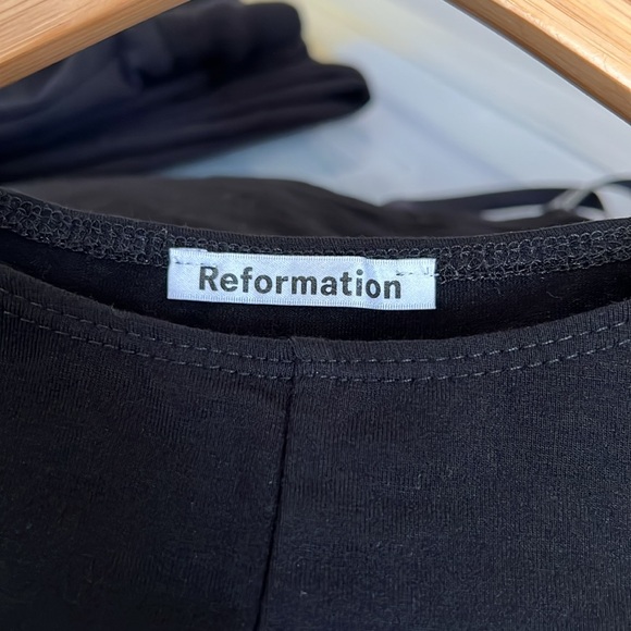 Reformation Long Sleeve Crop Top - Picture 3 of 4